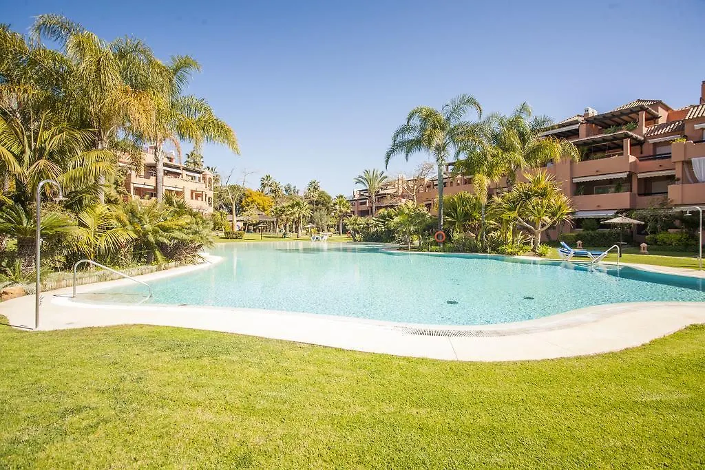 Alhambra Dream Airstream Apartment Estepona Spain